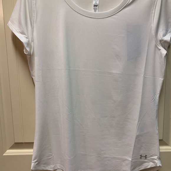 Under Armour heat gear tee - Picture 2 of 3